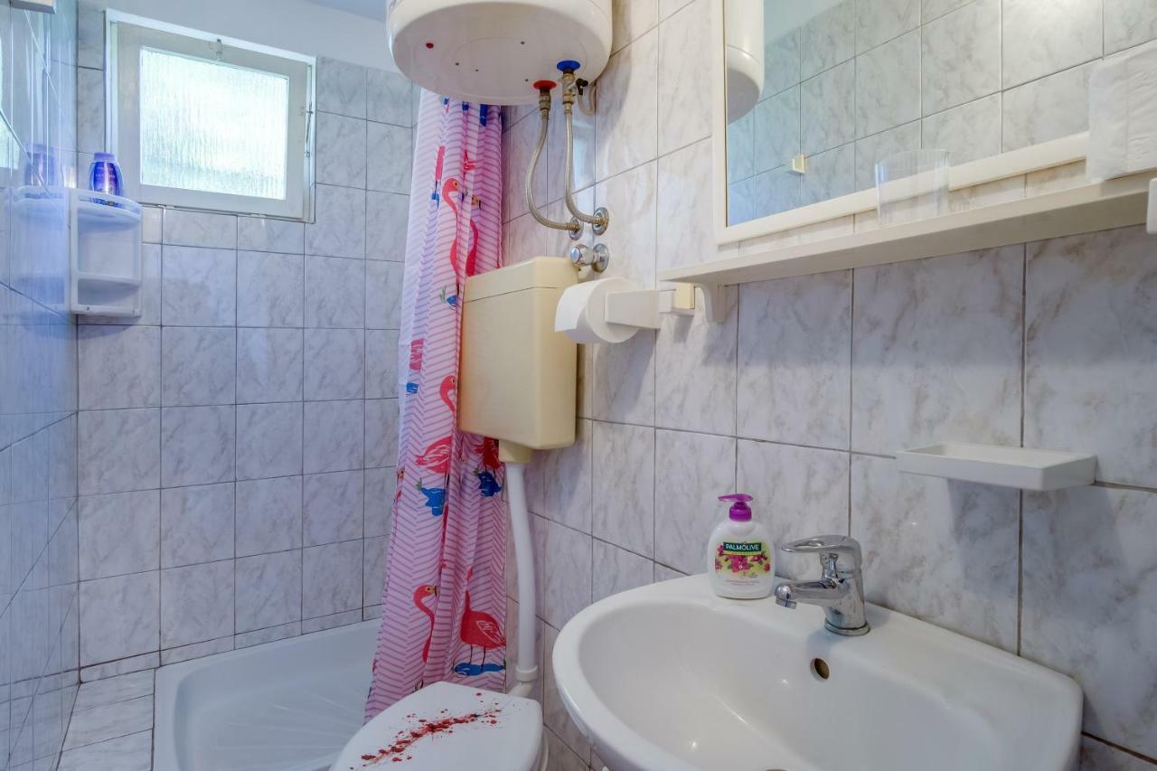 Vila Bugevilija Hotel Mali Lošinj Екстериор снимка